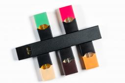 Juul Vaporizers (E-Cigarettes)