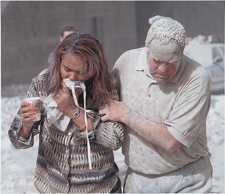 Dust_covered_911_victims